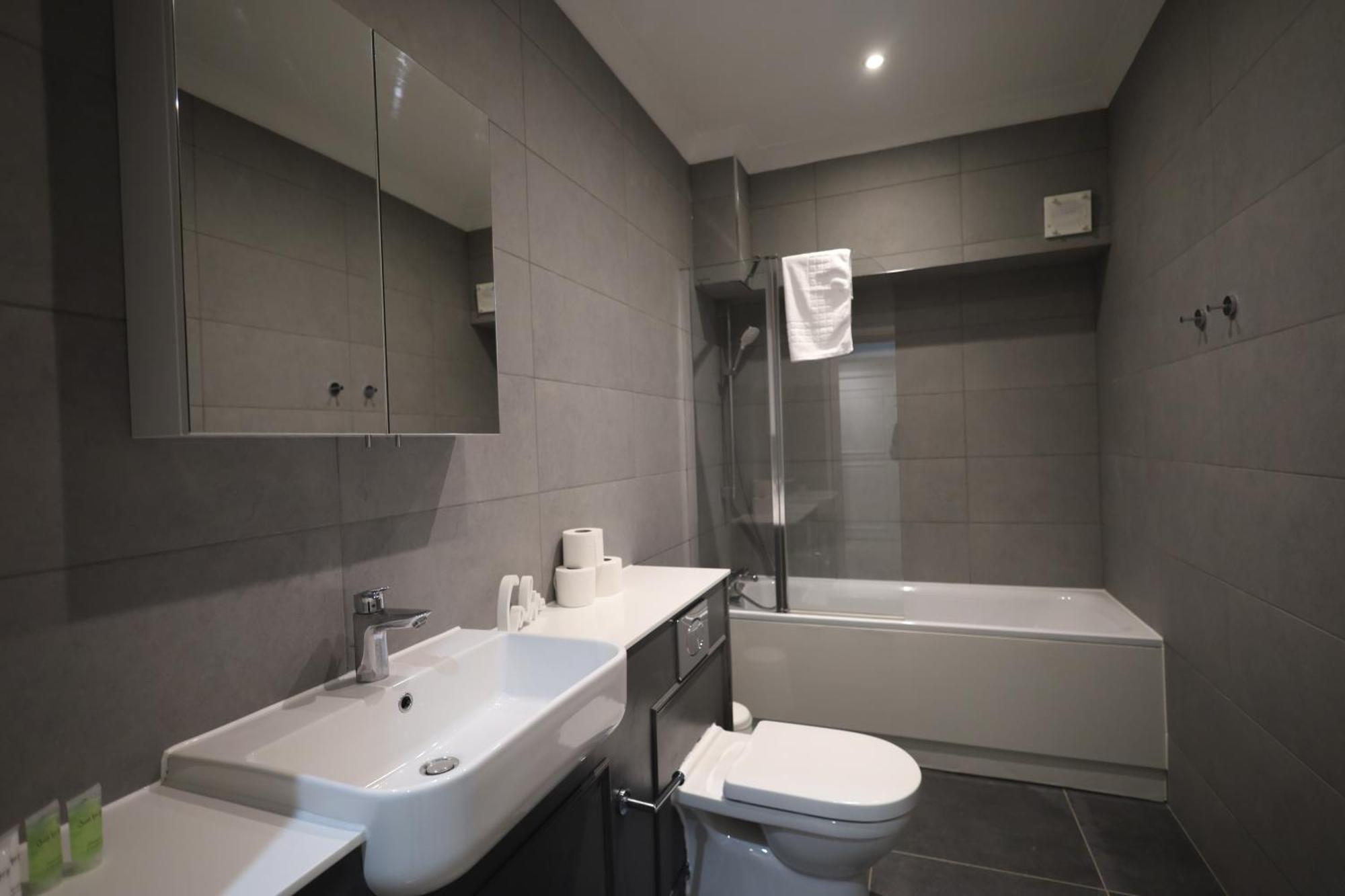 Lovely 3Br Garden Apartment L Abbey Road, London Luaran gambar
